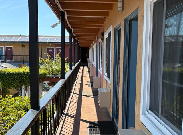 hallway2