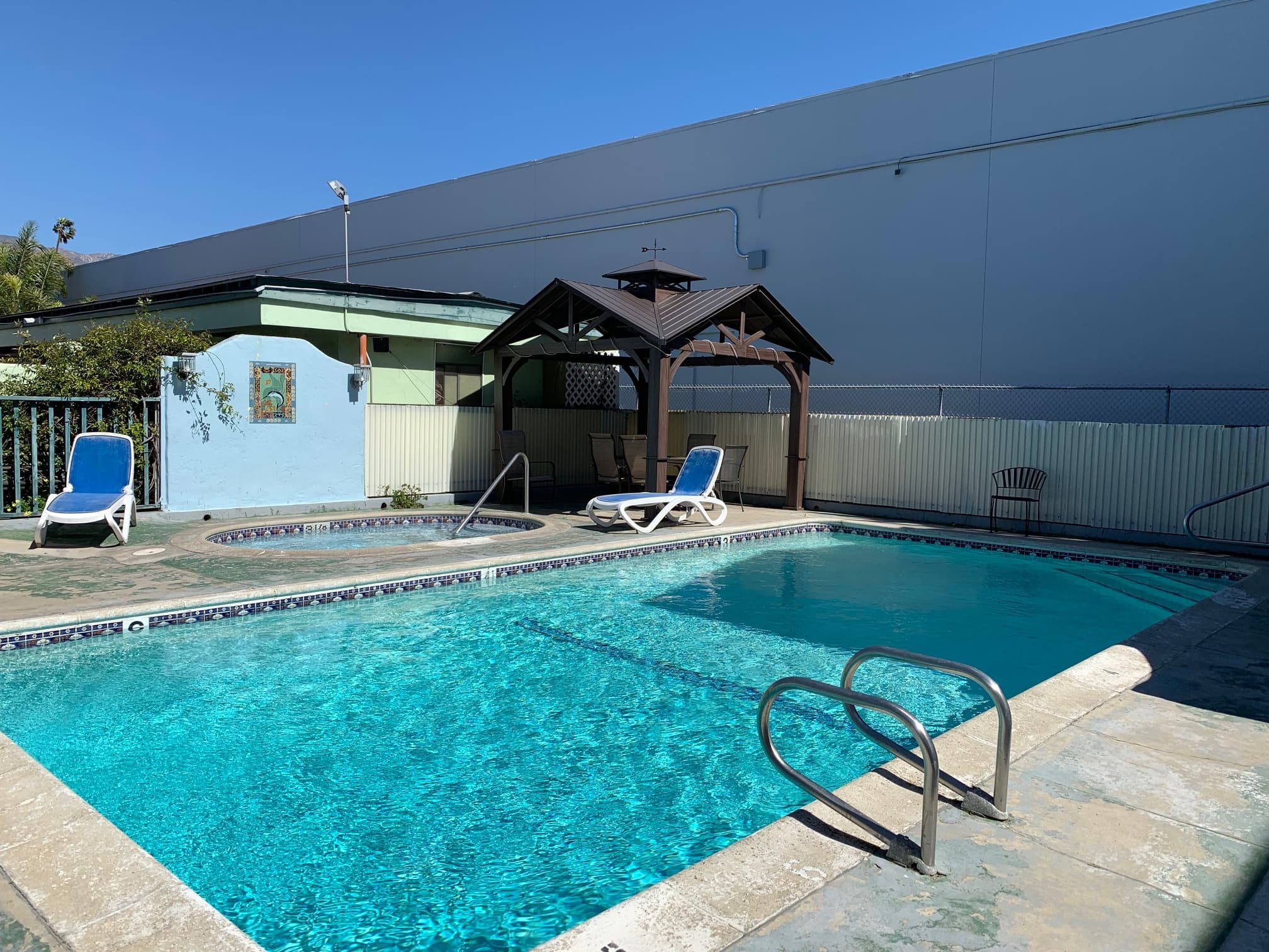 pool